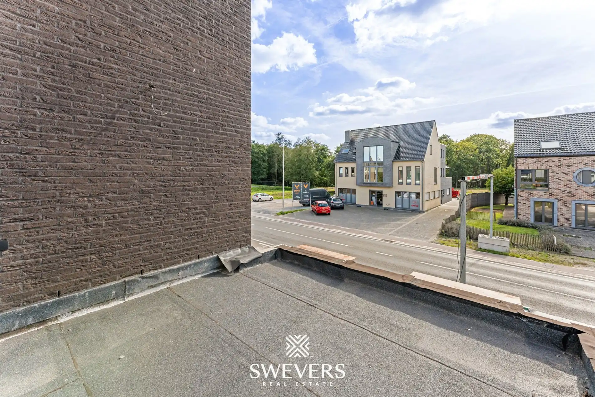 Knap 2-slaapkamer appartement met maar liefst 2 terrassen in Houthalen foto 13