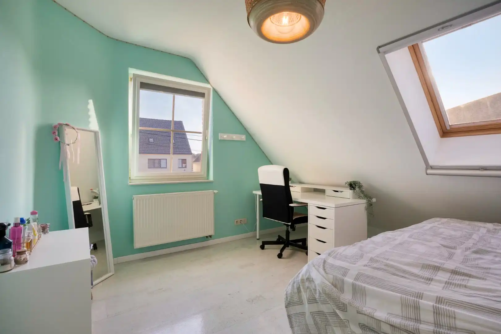 Verzorgde ruime en energetische woning met 4/5 slpks en praktisch bijgebouw ! foto 18