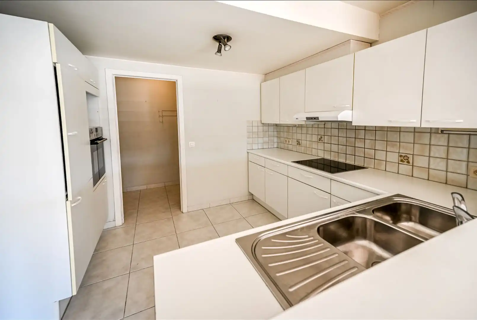 Ruim energiezuinig appartement met 3 slaapkamers te Waarschoot foto 4