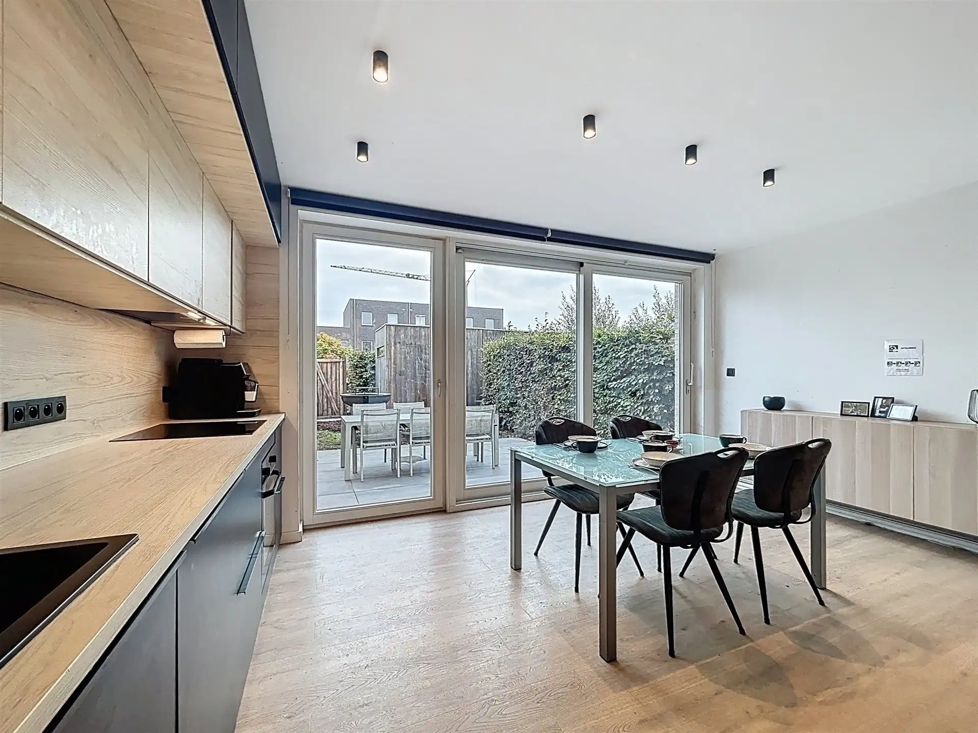 Recente woning met 4 slk en autostaanplaats op toplocatie foto 4