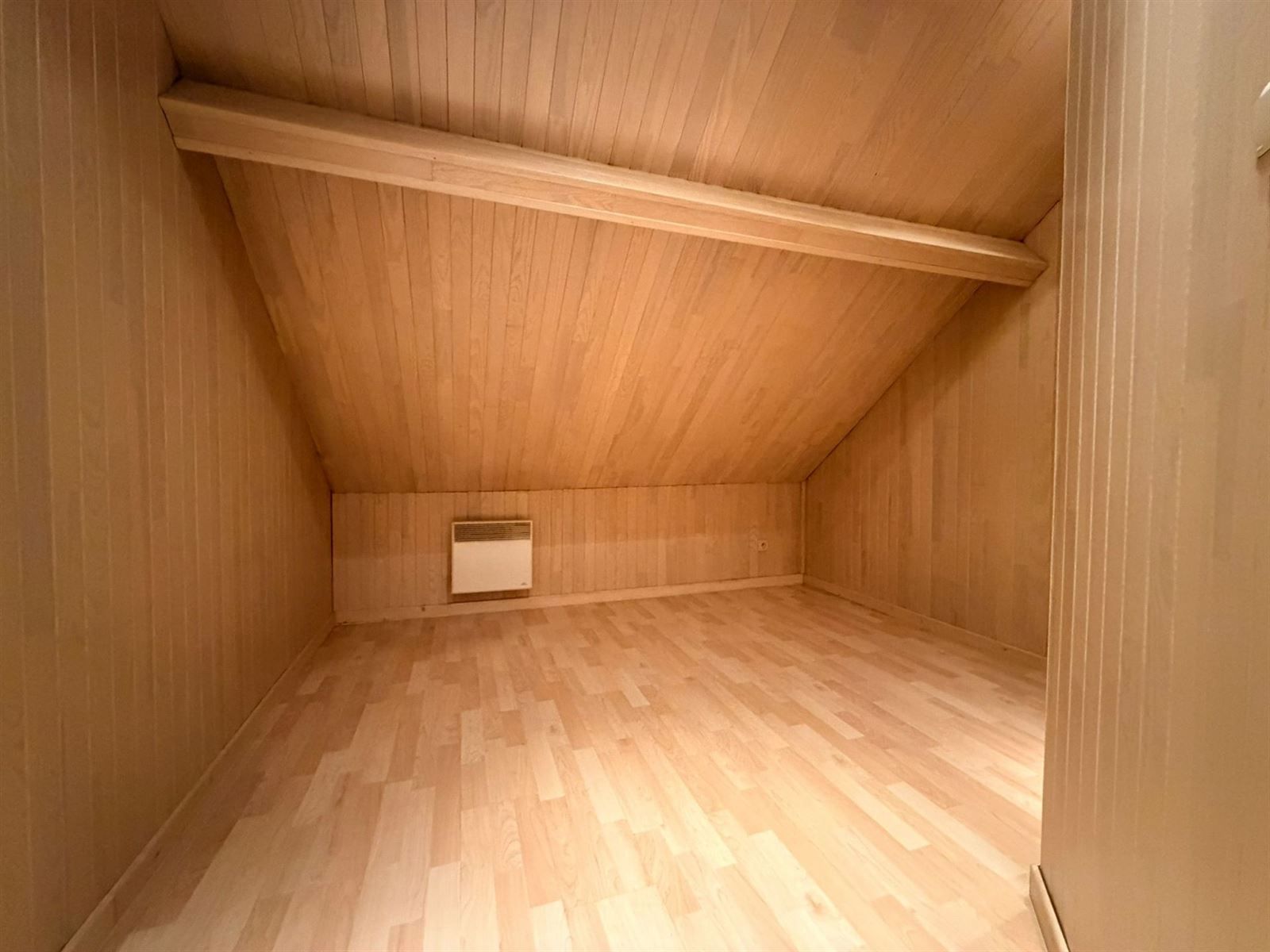 Duplex-appartement te huur in centrum Lennik foto 15