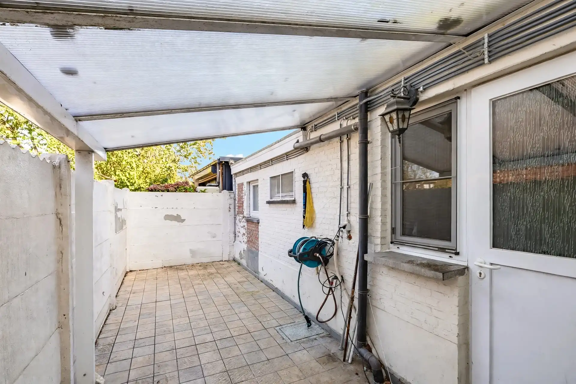 te renoveren woning met 3 slaapkamers foto 18