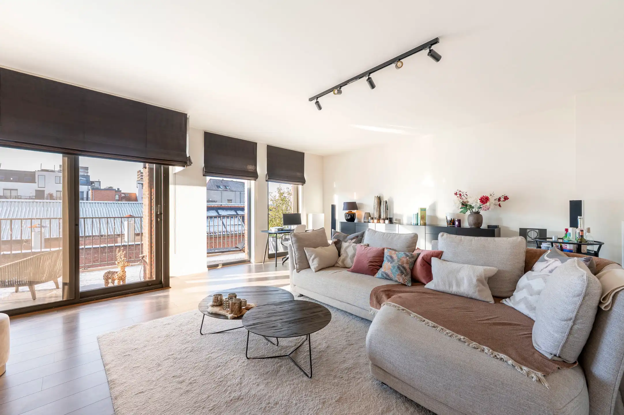 Luxueus 2-slaapkamerappartement met zonnig terras foto 5