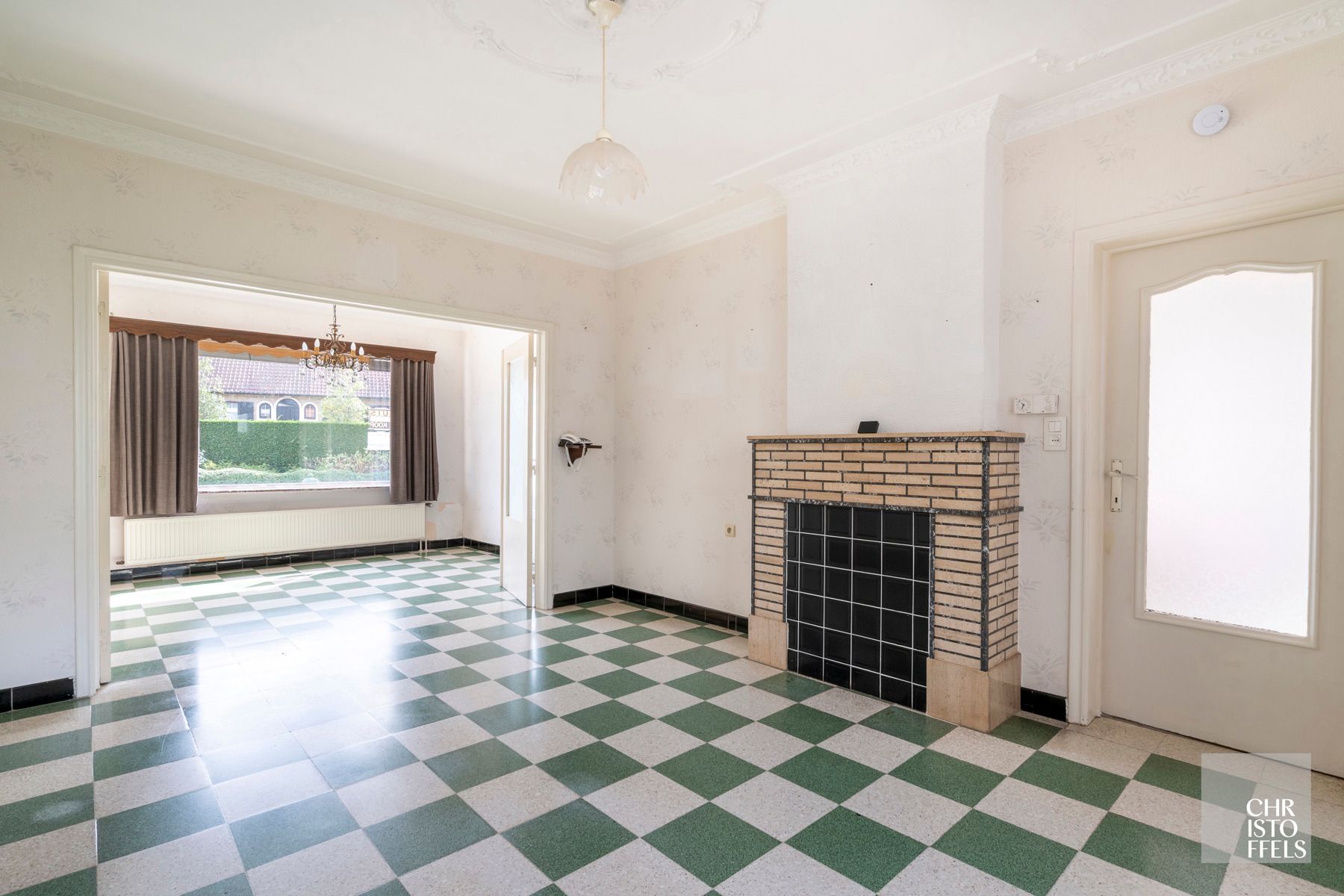 Woning met potentieel op een perceel van 983m² in Eigenbilzen! foto 3