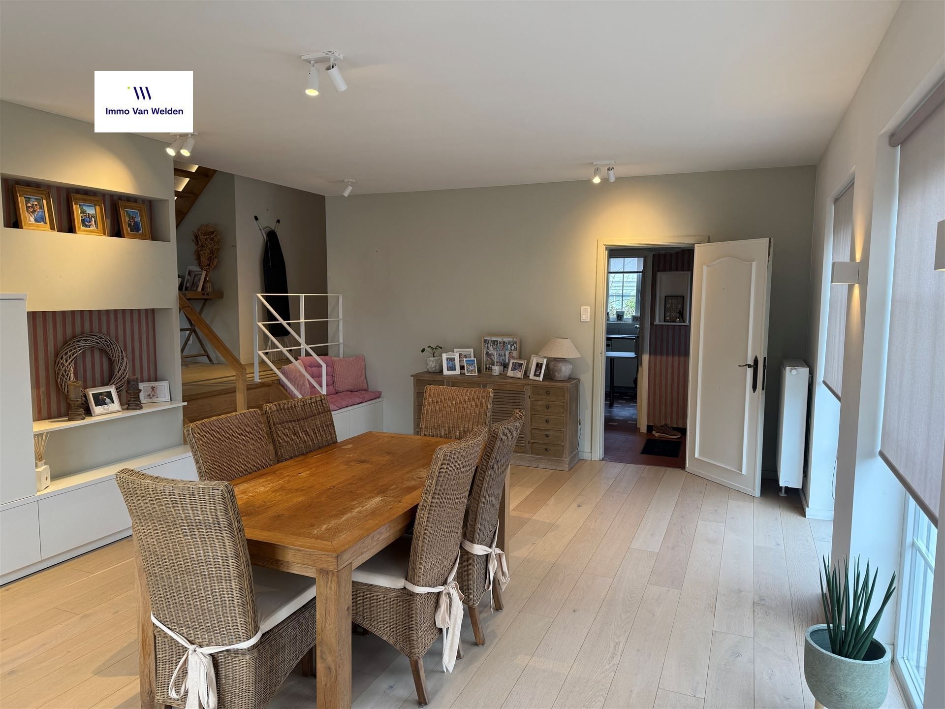 Rustig gelegen villa in groene wijk van Oudenaarde, op wandelafstand van het centrum
. foto 4