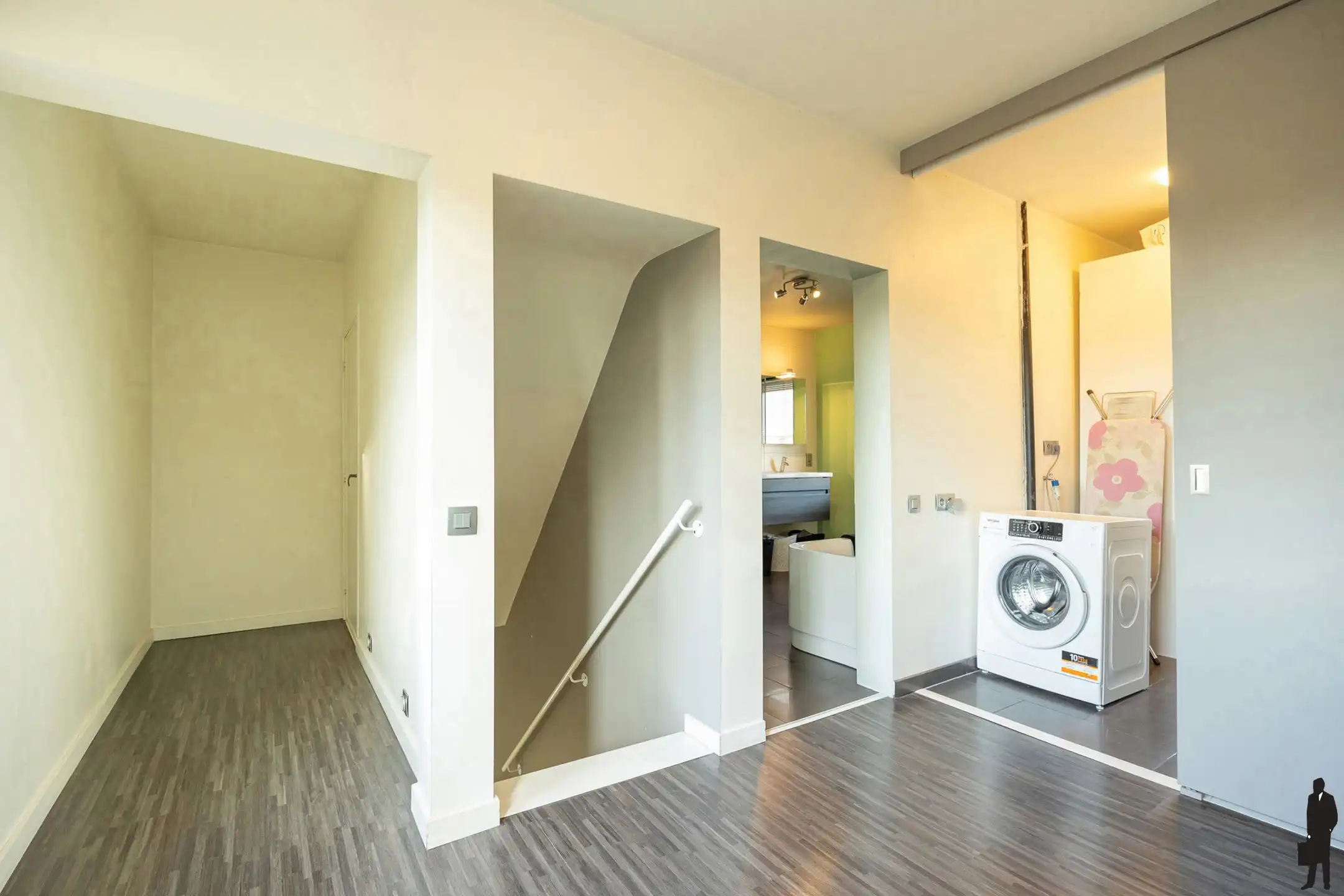 Instapklare, gerenoveerde gezinswoning met ruime tuin foto 11