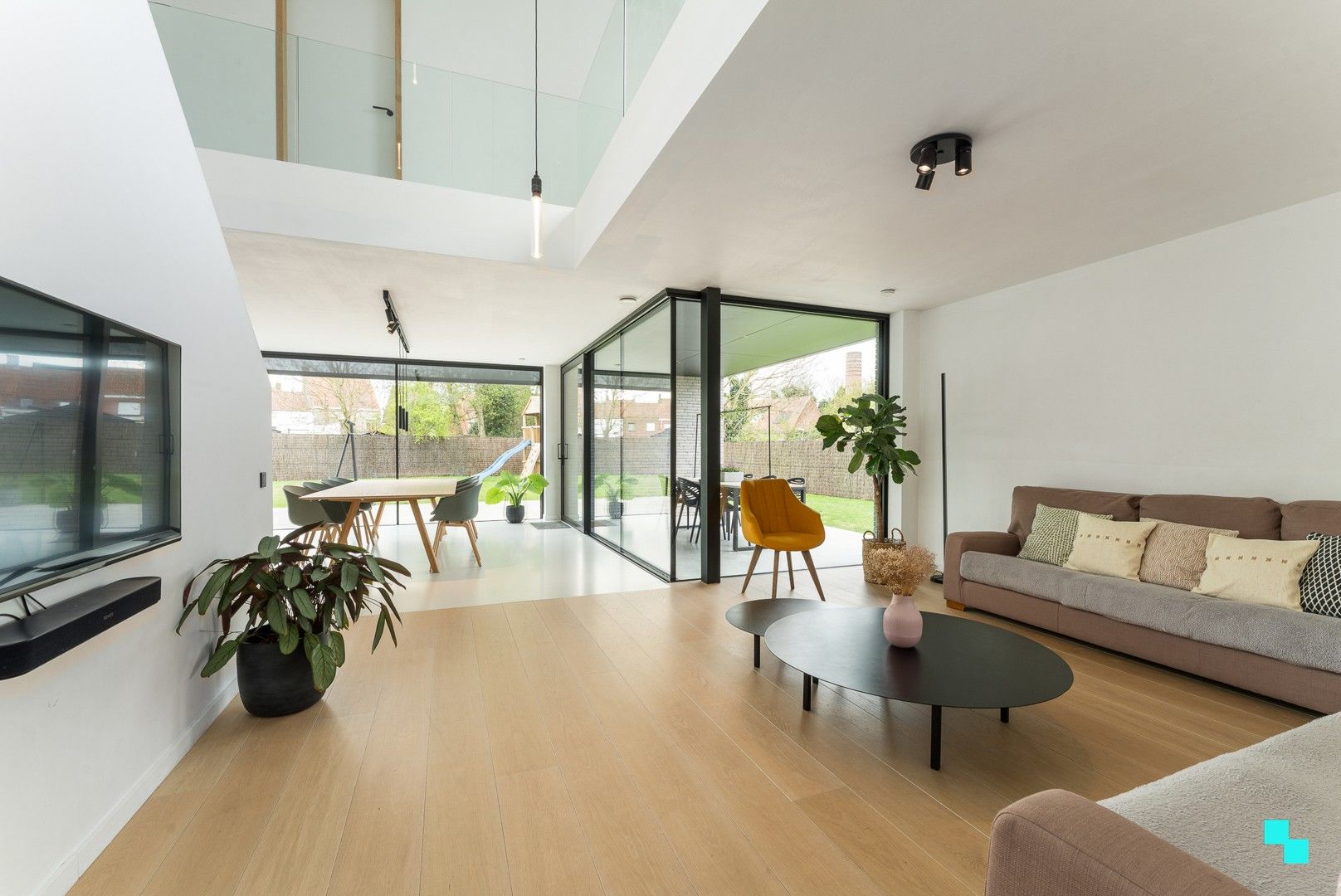 Prachtige vrijstaande (quasi)nieuwbouwwoning op rustige verkaveling te Ardooie foto 5