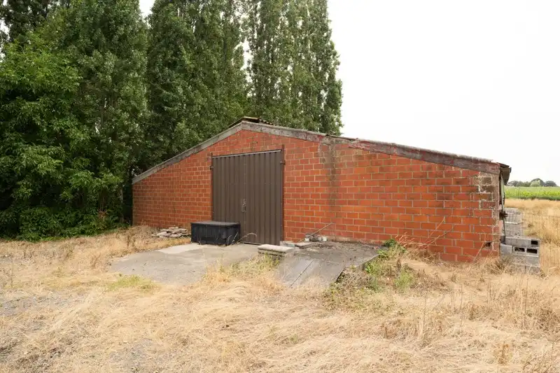 Te slopen LANDELIJK gelegen woning op een perceel van 815 m² in WIELSBEKE foto 12