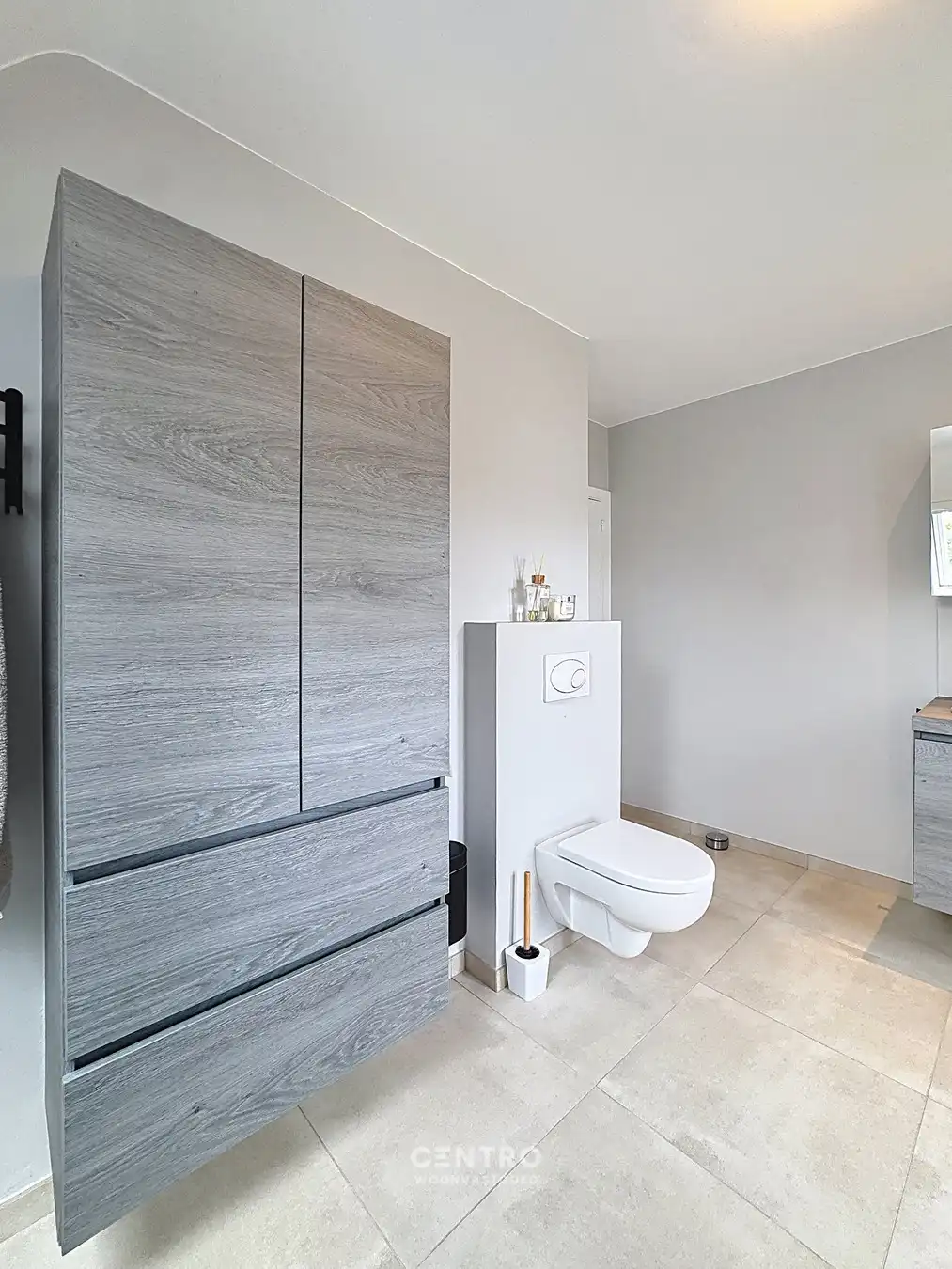 GERENOVEERDE VILLA  met 5 slpks, opslagruimte en ZUIDgerichte tuin! foto 12