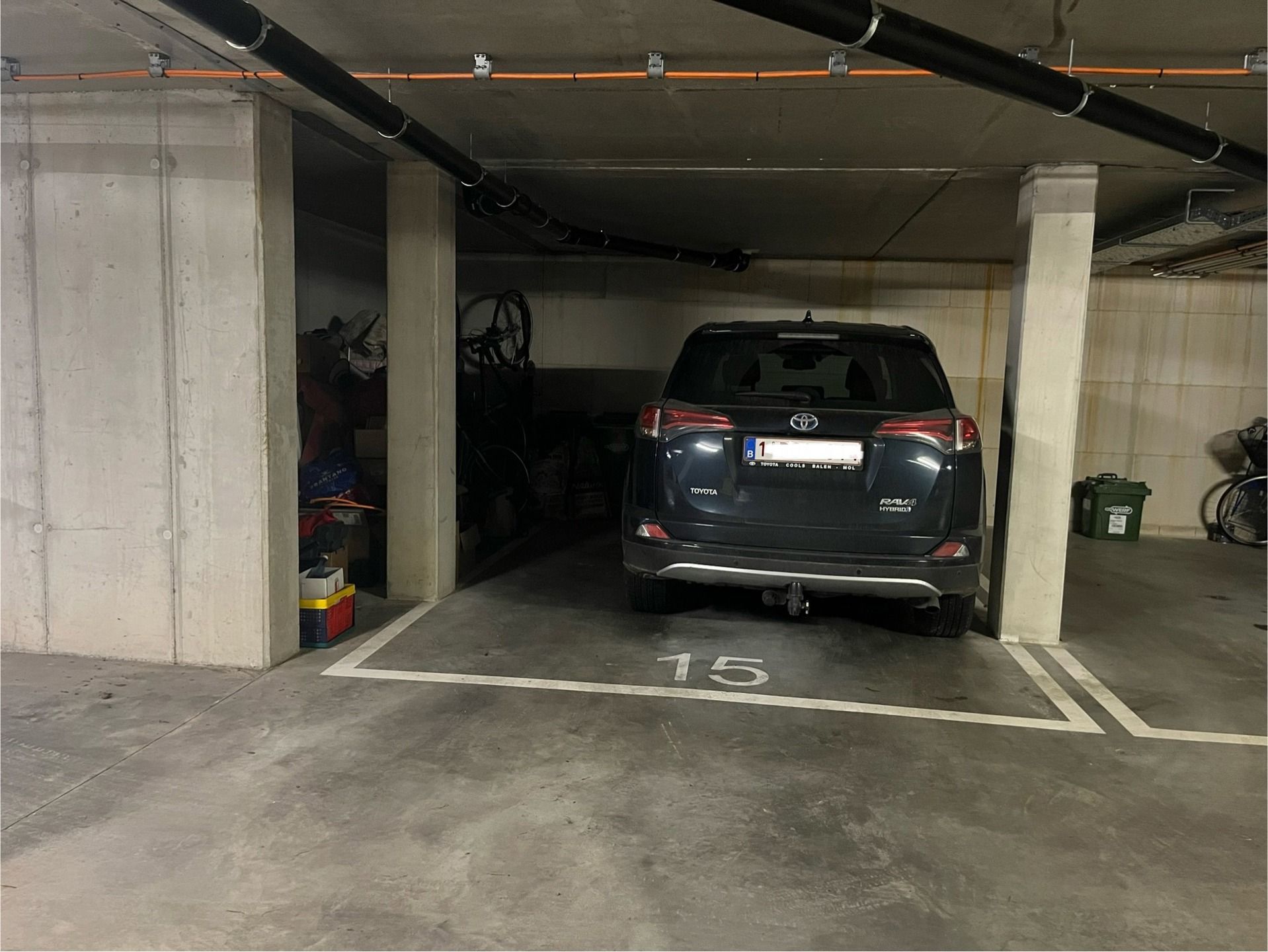 Modern appartement met groot terras foto 12