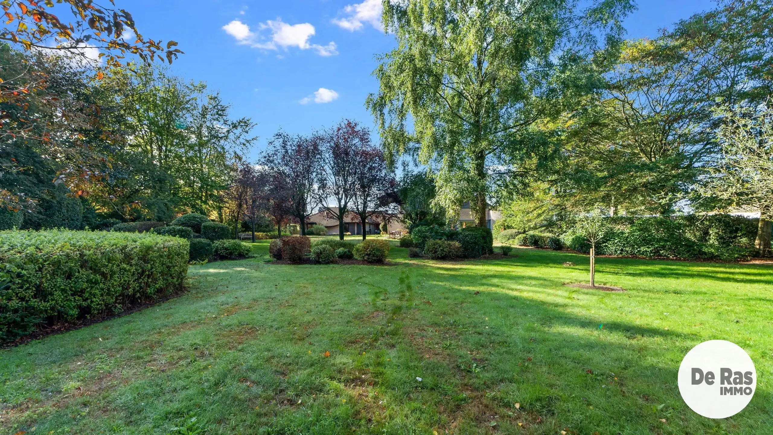 LAARNE - Karaktervolle villa met binnenzwembad op perceel van 42 are foto 31