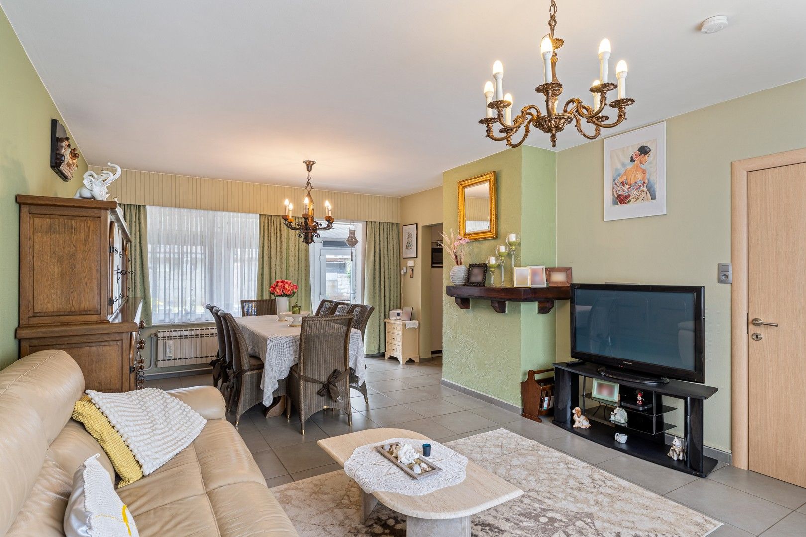 🏡 Te koop – Instapklare, goed onderhouden woning met 3 slaapkamers in Heusden-Zolder foto 13