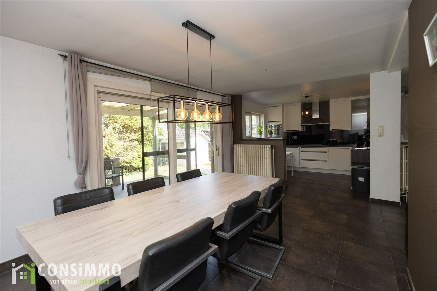 Charmante, gerenoveerde woning met 4 slaapkamers in As (Niel-bij-As) foto 11