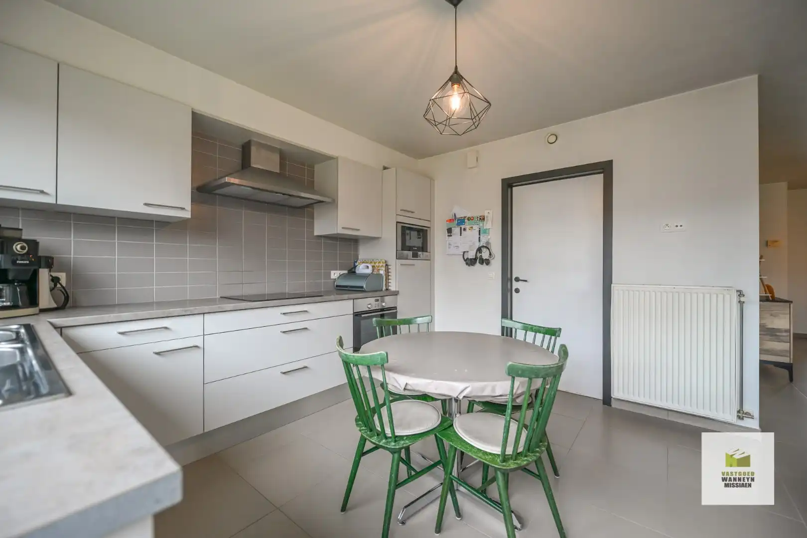 Energiezuinige en instapklare woning op rustige ligging in doodlopende straat te centrum Roeselare foto 12