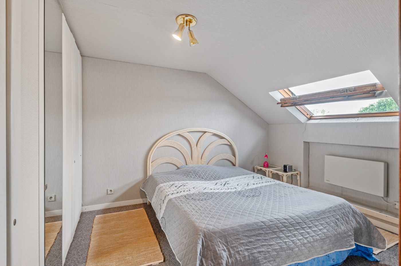 Te renoveren bel-etagewoning met 3 slpk., inpandige garage en tuin foto 15
