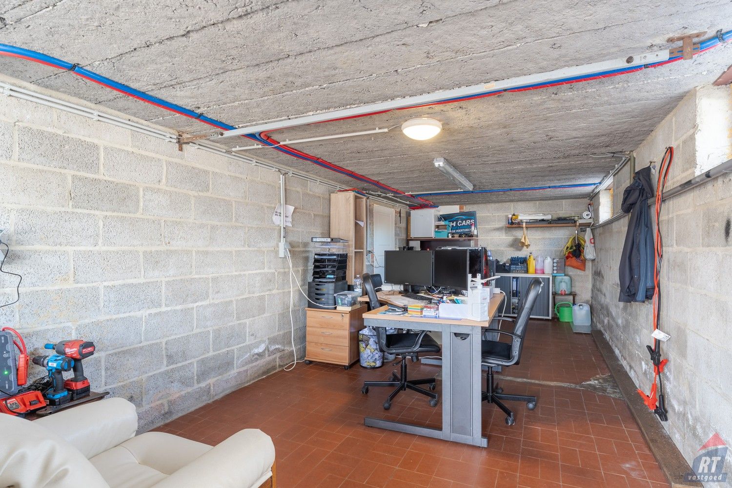 Grondig gerenoveerde open bebouwing op 10a11ca met garage en 5 slaapkamers foto 20