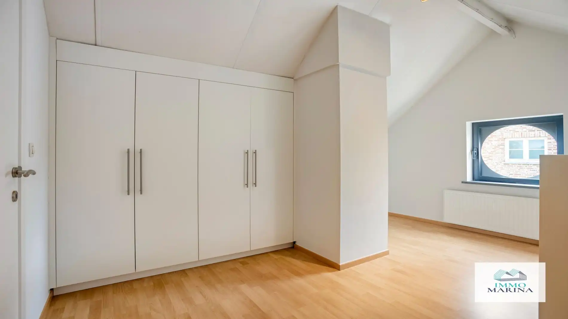 Ruime villa op 8,2a in doodlopende straat met 6 kmrs te Houtvenne foto 19