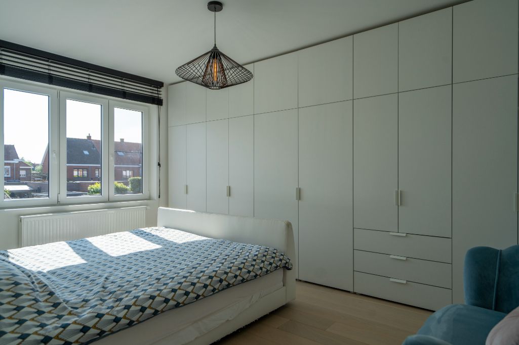 Boomforeeststraat – Instapklare gezinswoning met tuin in hartje Izegem foto 16