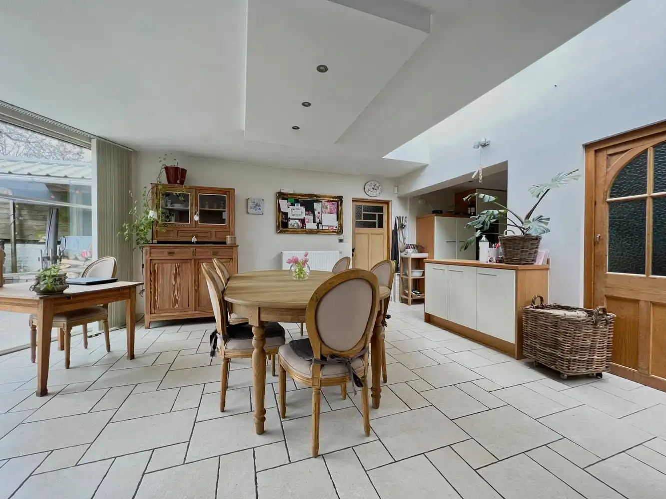 Unieke, karaktervolle woning (4 slpks) met tuin (750m²) foto 9