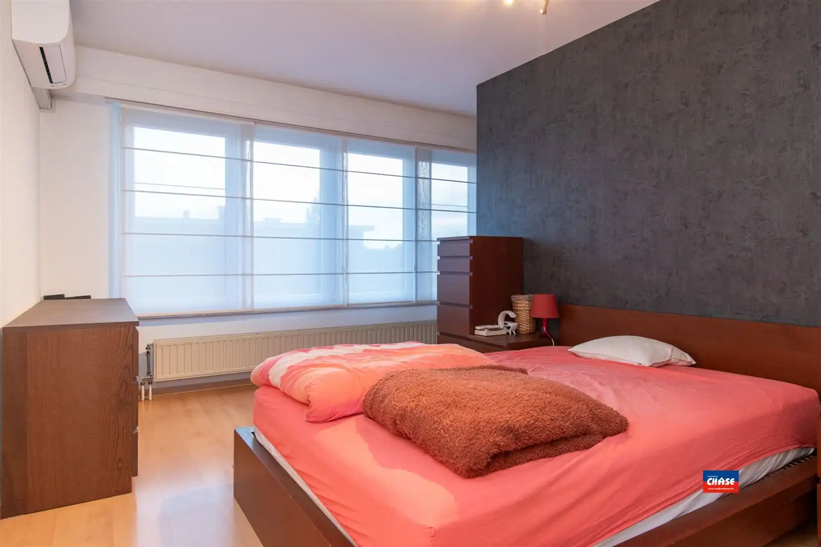 Gerenoveerde bel-étage met 3/4 slaapkamers en mooie tuin foto 19