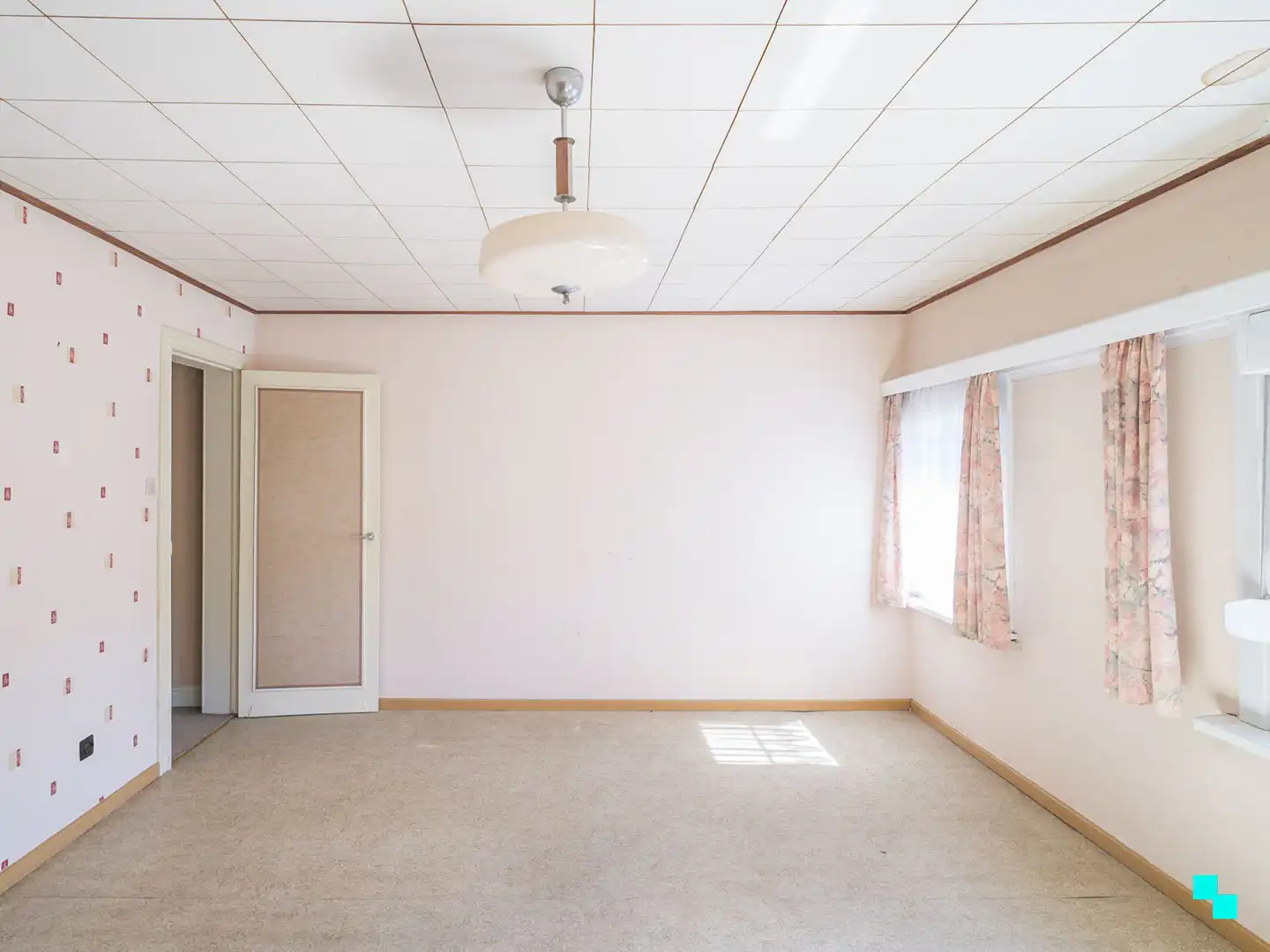 Te renoveren woning met gezellige tuin in het hart van Merelbeke foto 15
