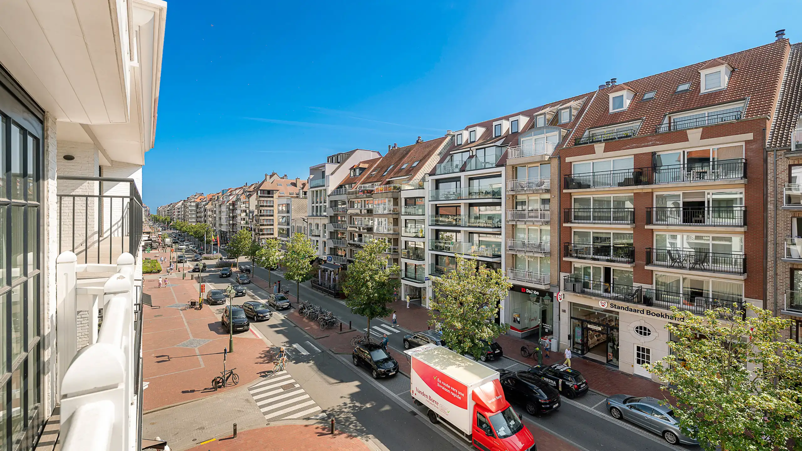 Centraal gelegen appartement in zeer goede staat [Lippenslaan]. foto 25