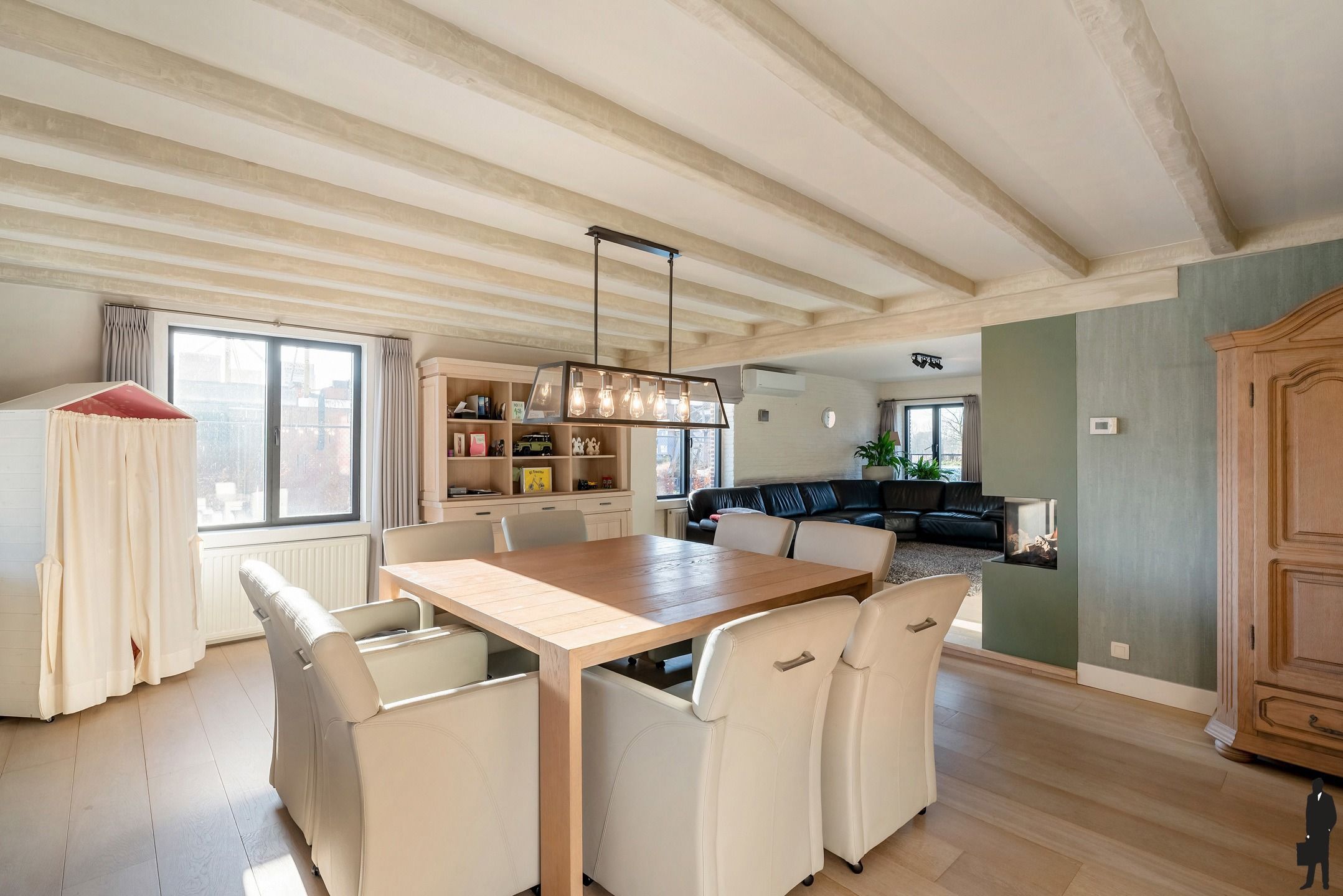 Energiezuinige villa met 5 slaapkamers, tuin, garage in Wortel. foto 5