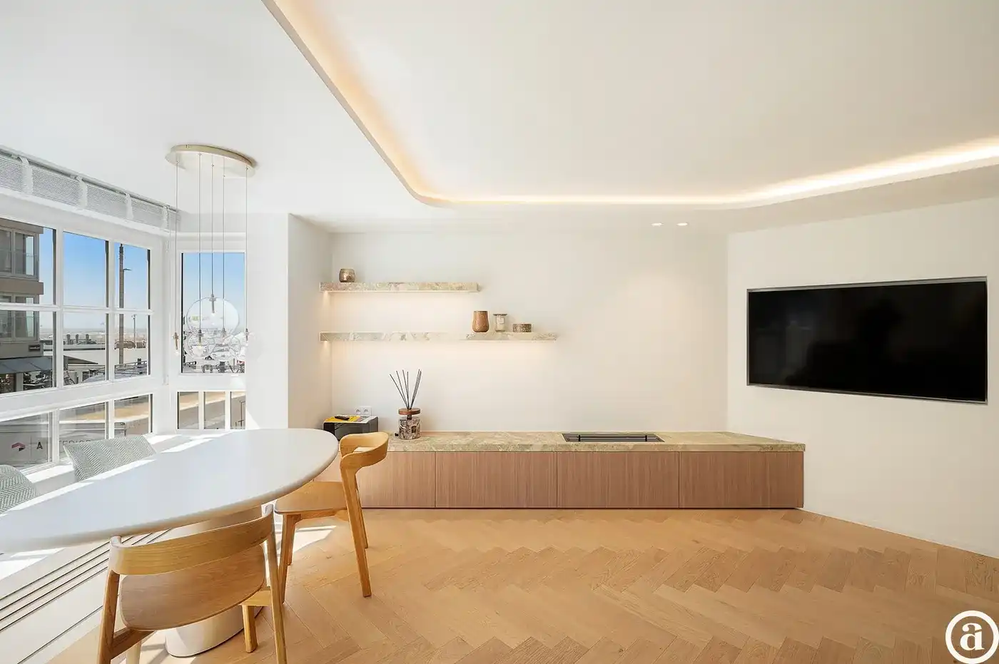 Gerenoveerd 3 slaapkamerappartement met zijdelings zeezicht. foto 9