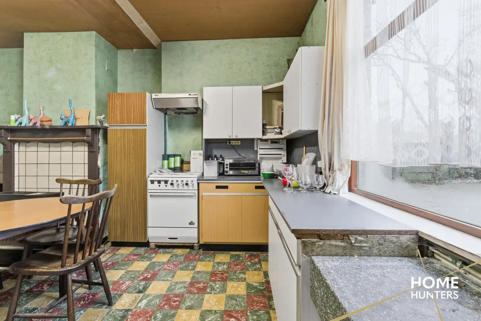 Te renoveren horecazaak met woonst op ruim perceel in Vlamertinge – Café De Hazewind foto 14