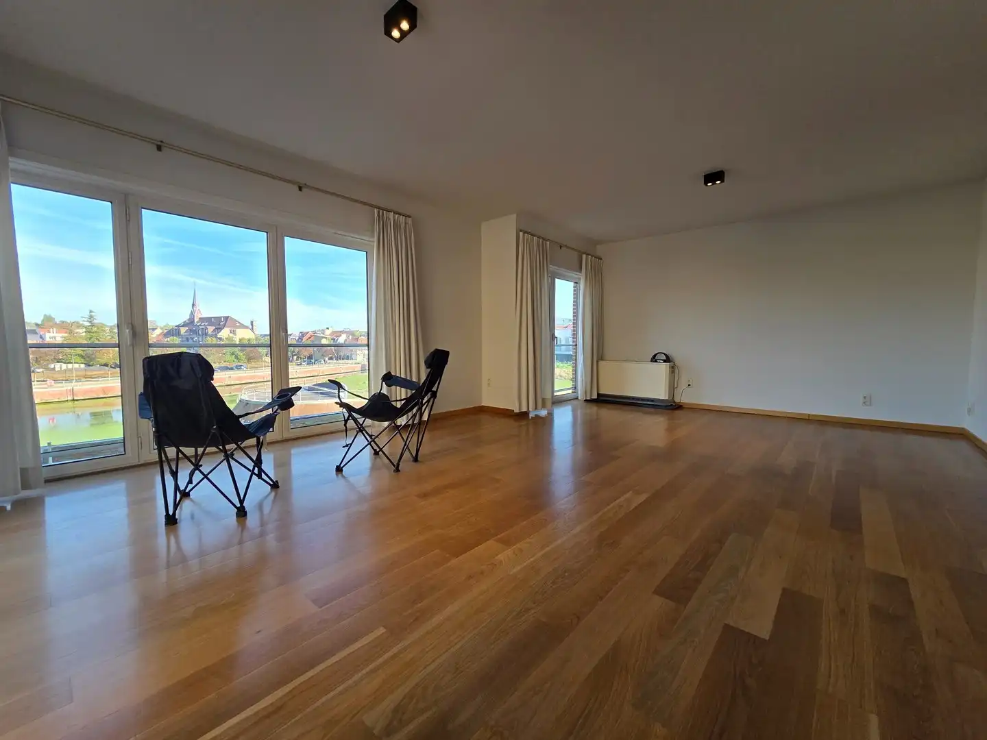 Prachtig hoekappartement aan de Leie met ondergrondse standplaats! foto 3