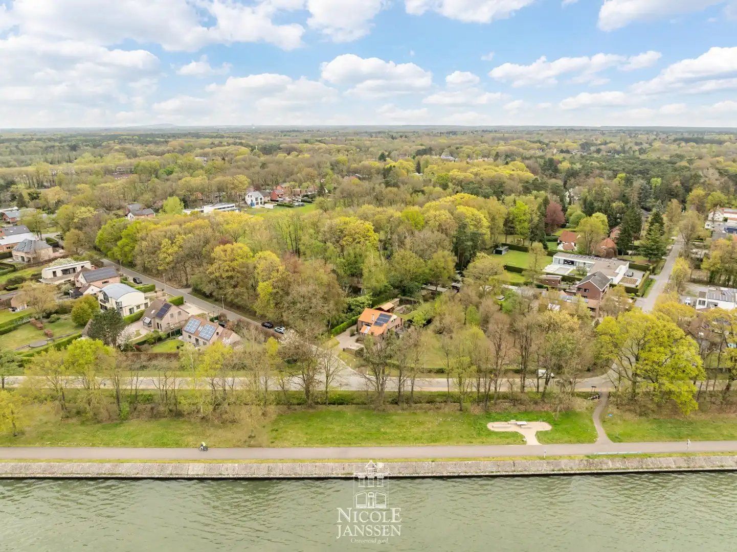 Comfortabele gezinswoning in Godsheide  foto 28