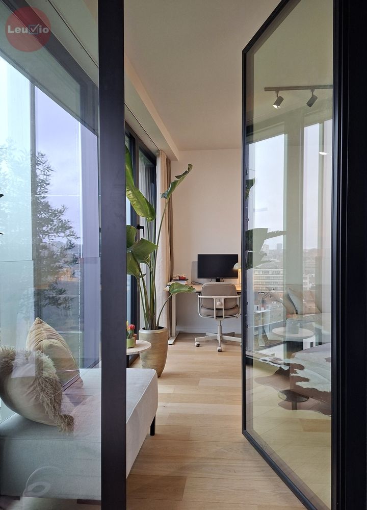 Nieuwbouw luxe appartment met autotaanplaats en fietsenberging foto 11