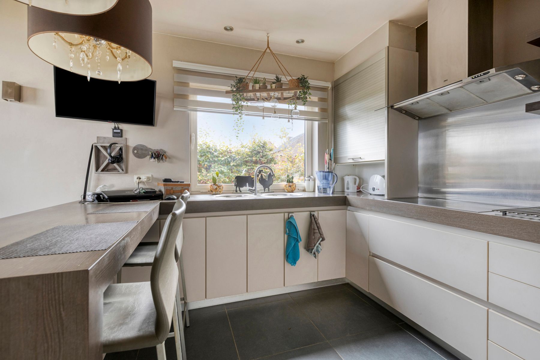 Huis met opslag, ruime tuin en mog. tot kangeroe/zorgwoning foto 27