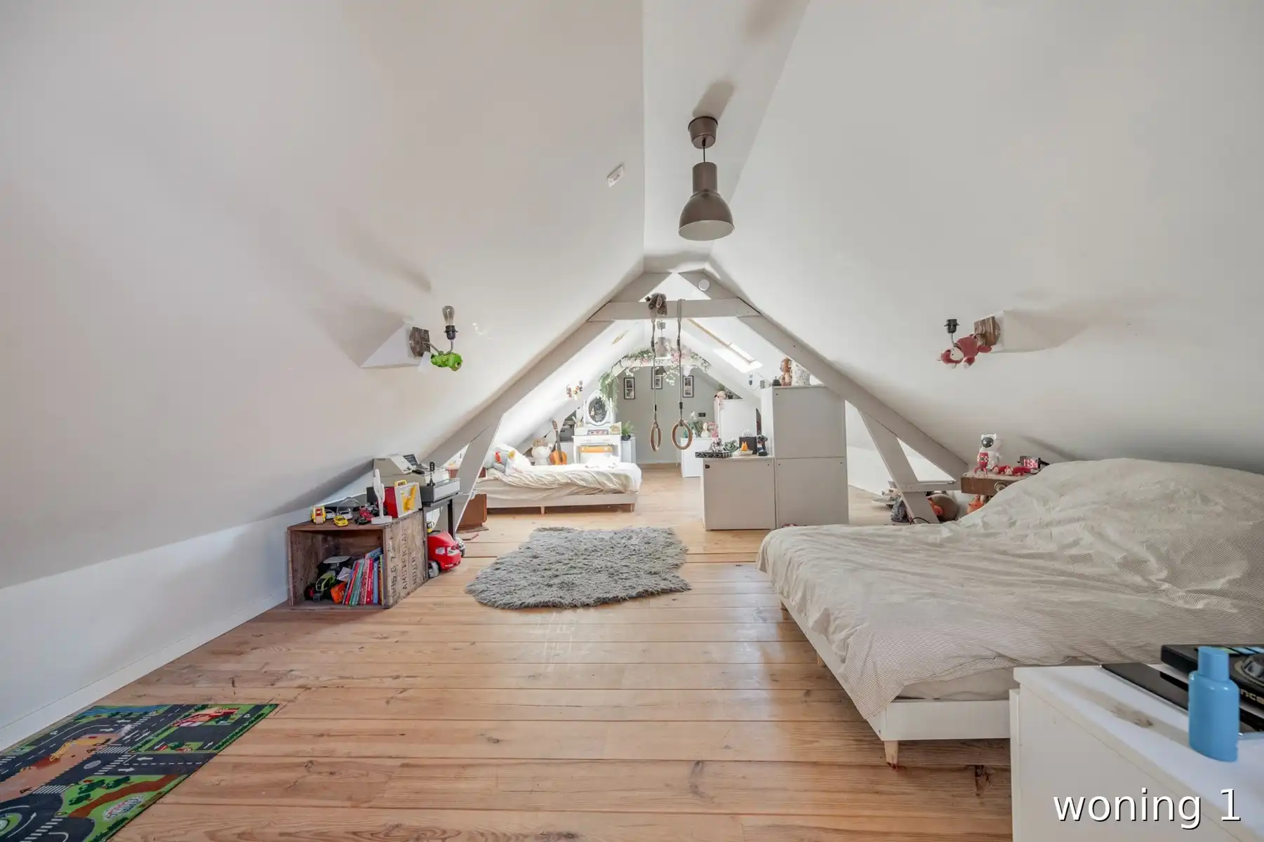 Uniek perceel met 2 volwaardige woningen en gedeelde tuin!  foto 13