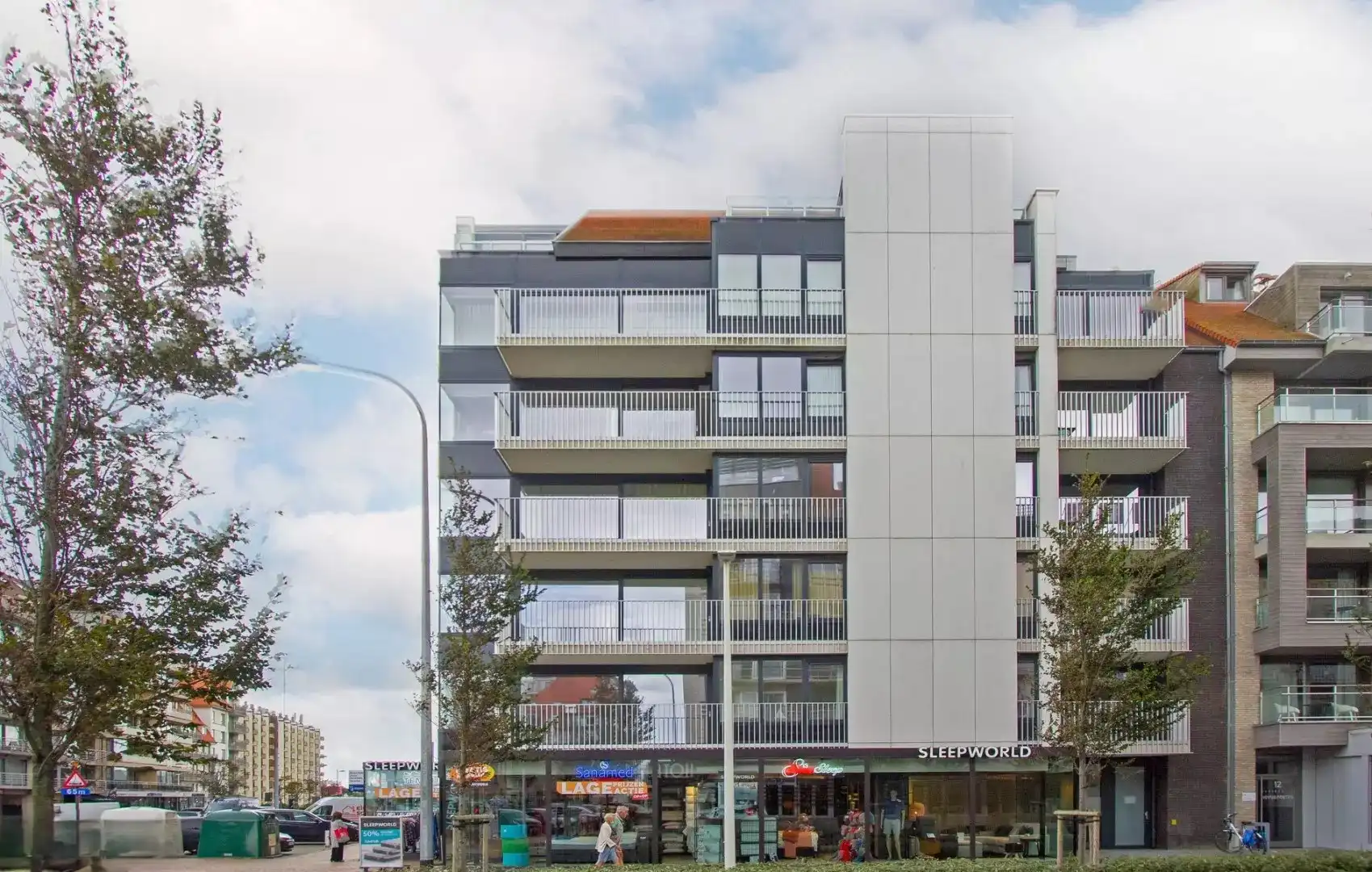 Duplex met zeezicht op topligging in Nieuwpoort-Bad foto {{pictureIndex}}