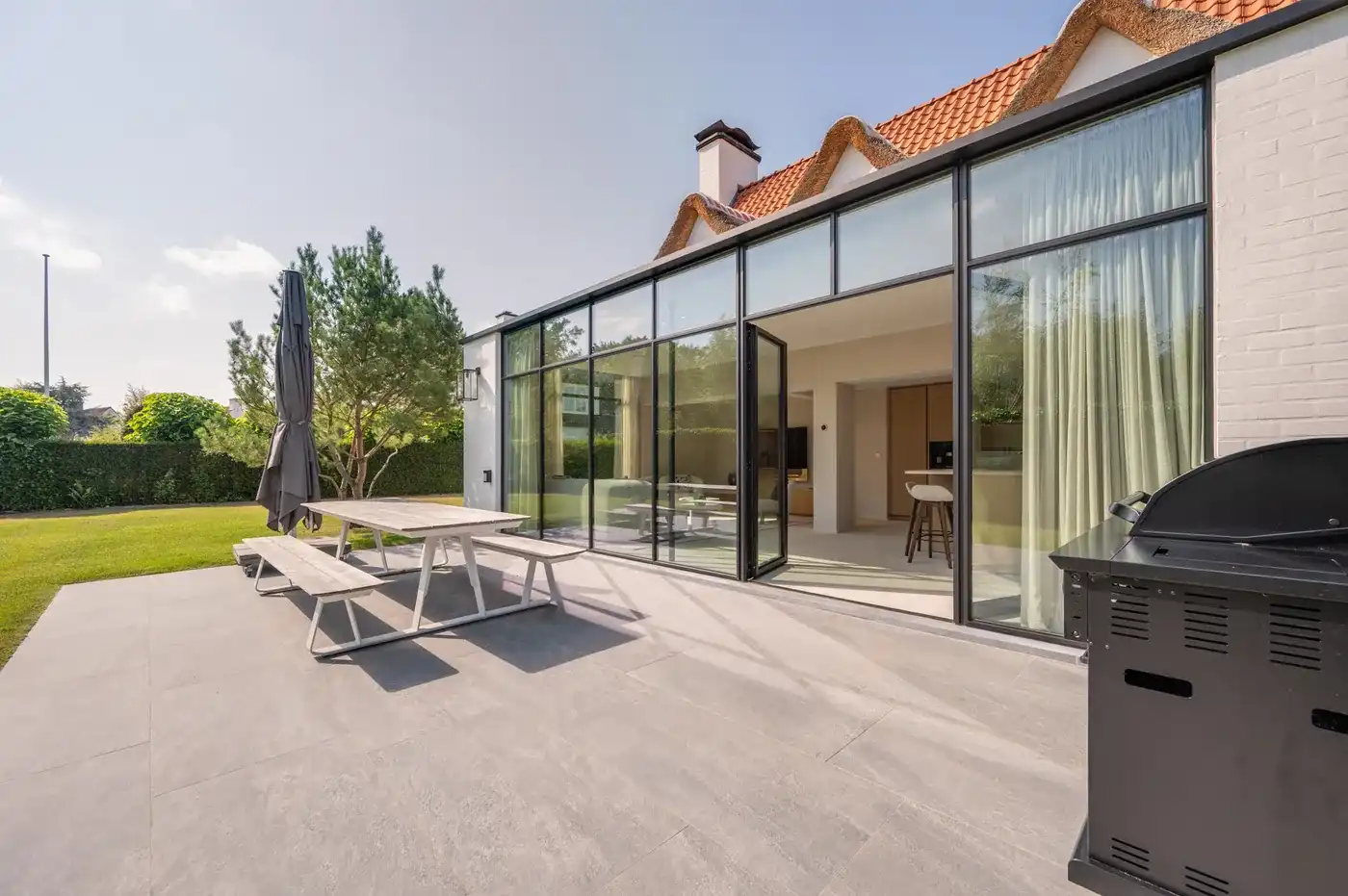 Elegante gerenoveerde villa aan de rand van het Zoute genietend van alle privacy foto 37