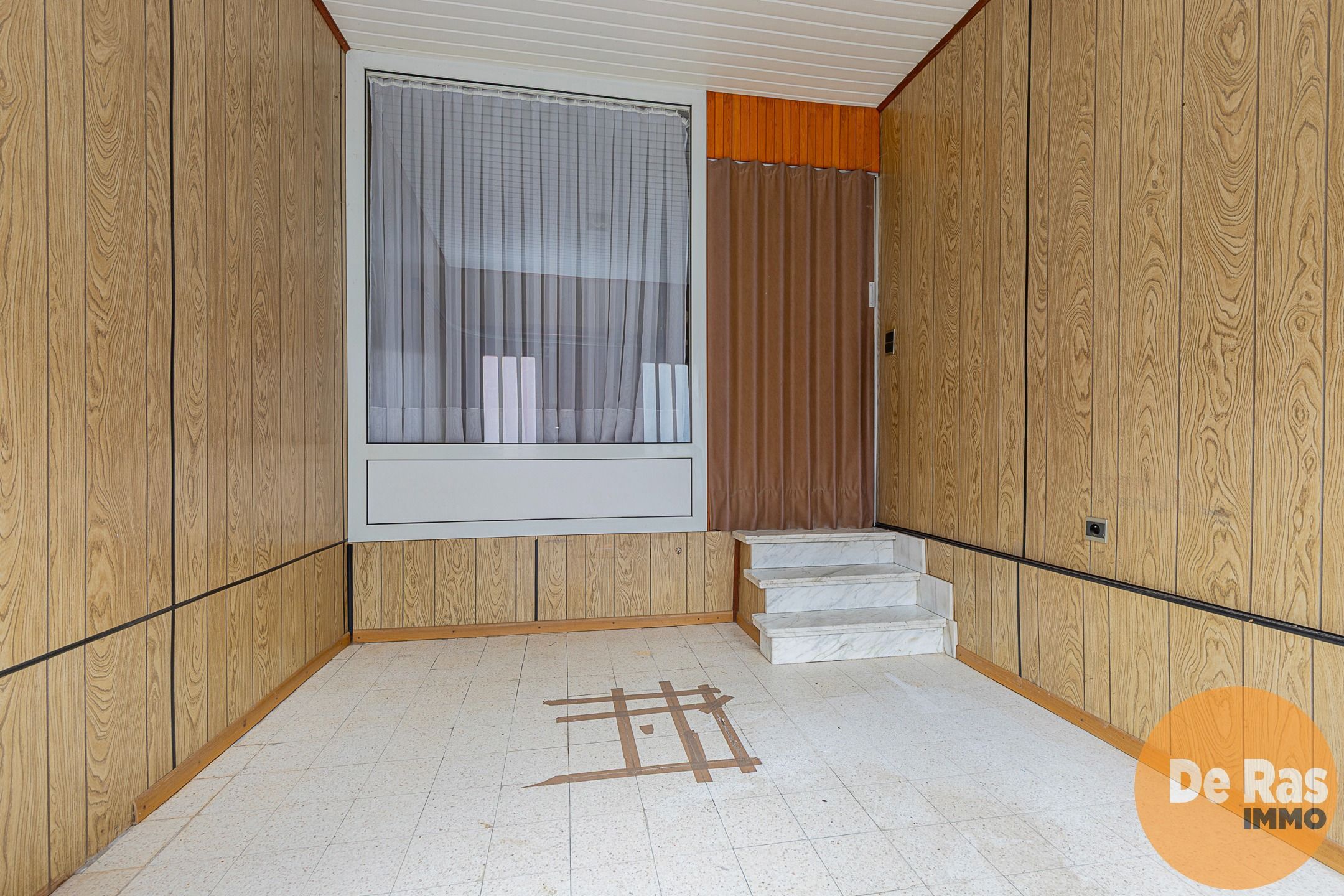 HERZELE - Stevige eengezinswoning op 200m van de markt foto 8