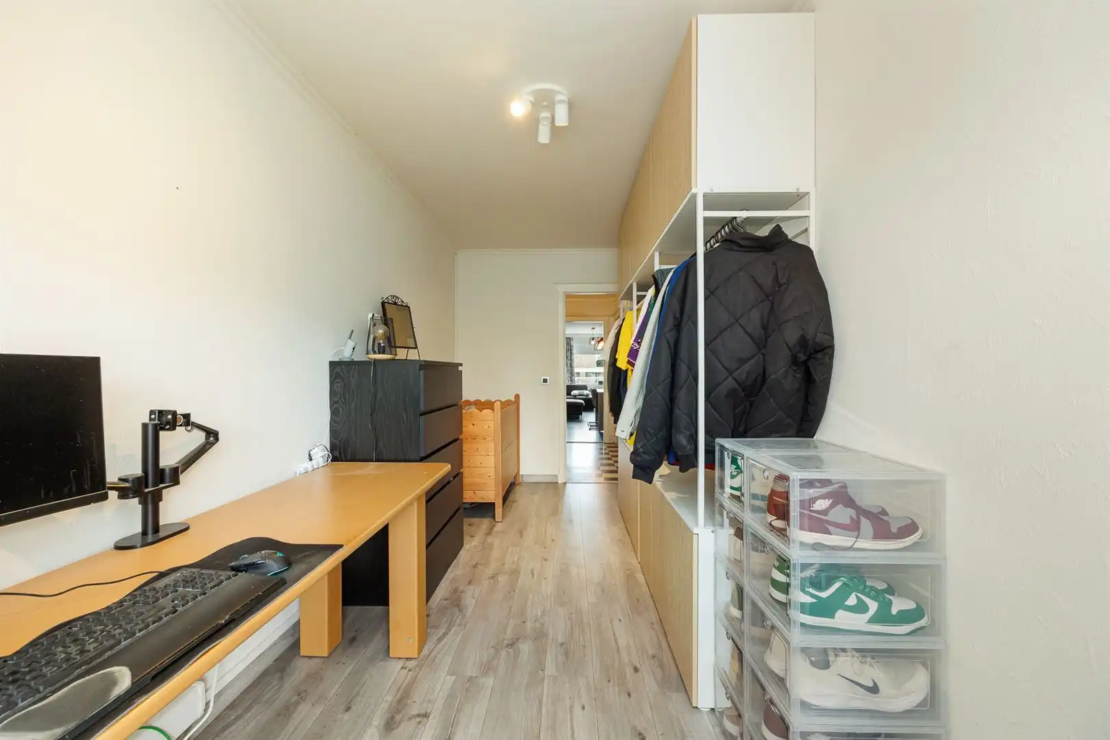 Rustig gelegen doorloopappartement met 2 terrassen foto 13