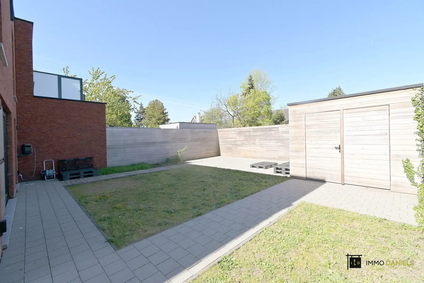 Moderne, energiezuinige woning met tuin in rustige woonwijk foto 18