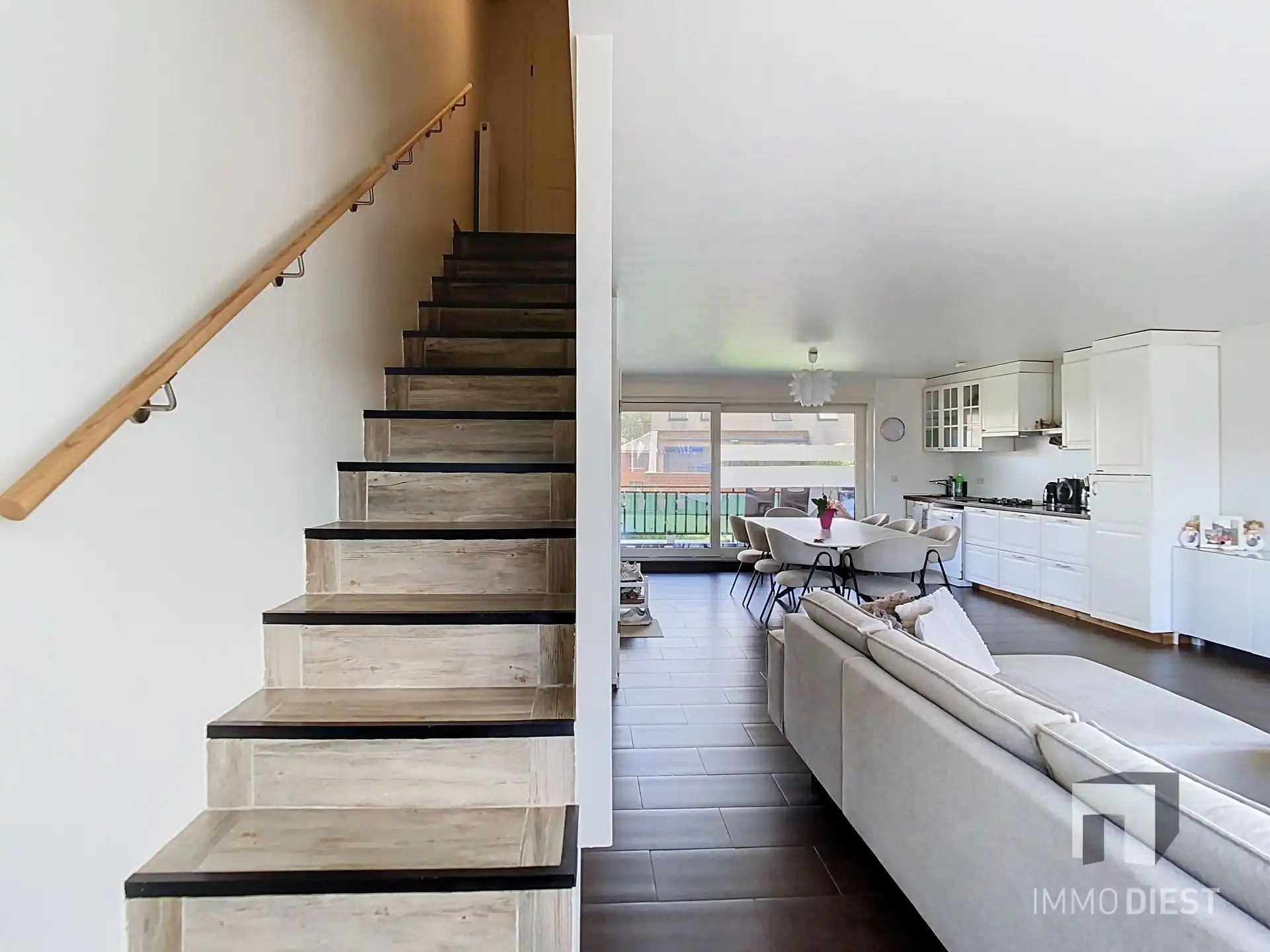 Ruime lichtrijke duplex nabij centrum Halen met staanplaats! foto 18