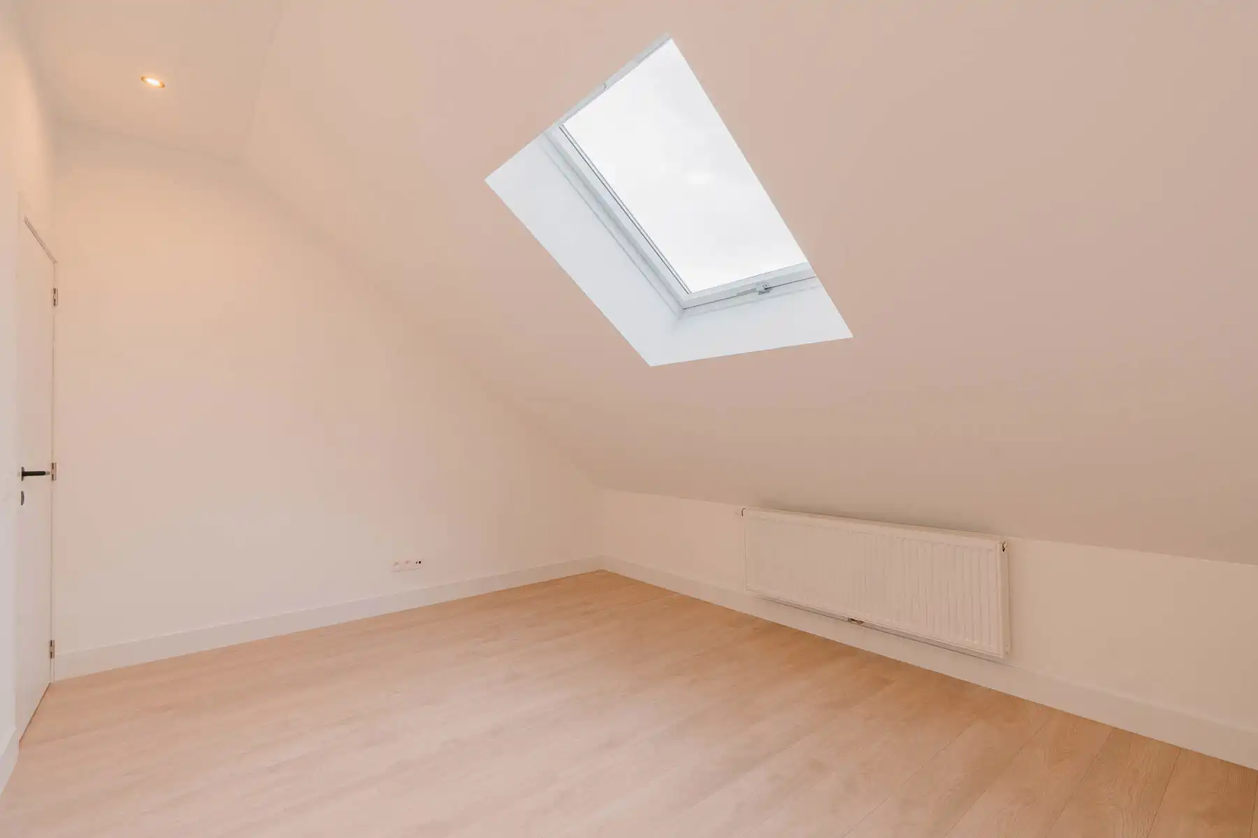 Vernieuwde energiezuinige woning in centrum Tremelo foto 28