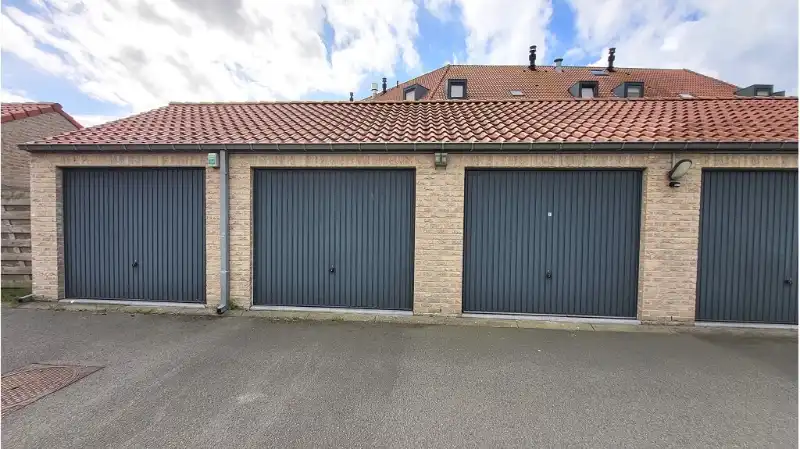 Ruim 2-slaapkamerappartement met Garage en Terras te huur in Lissewege foto 15