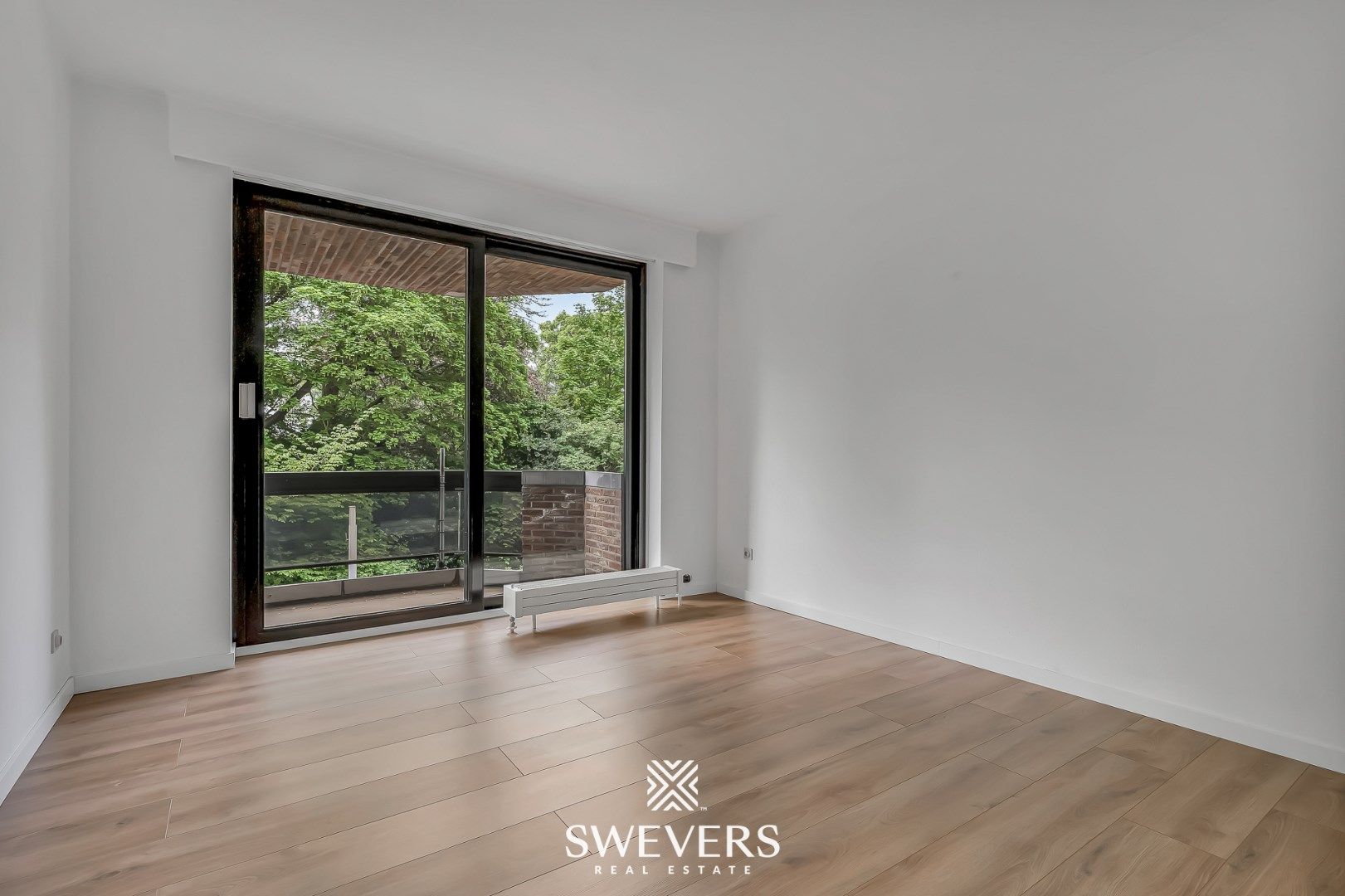 Stijlvol en instapklaar wonen (115m²) met autostaanplaats in het hart van Hasselt foto 15