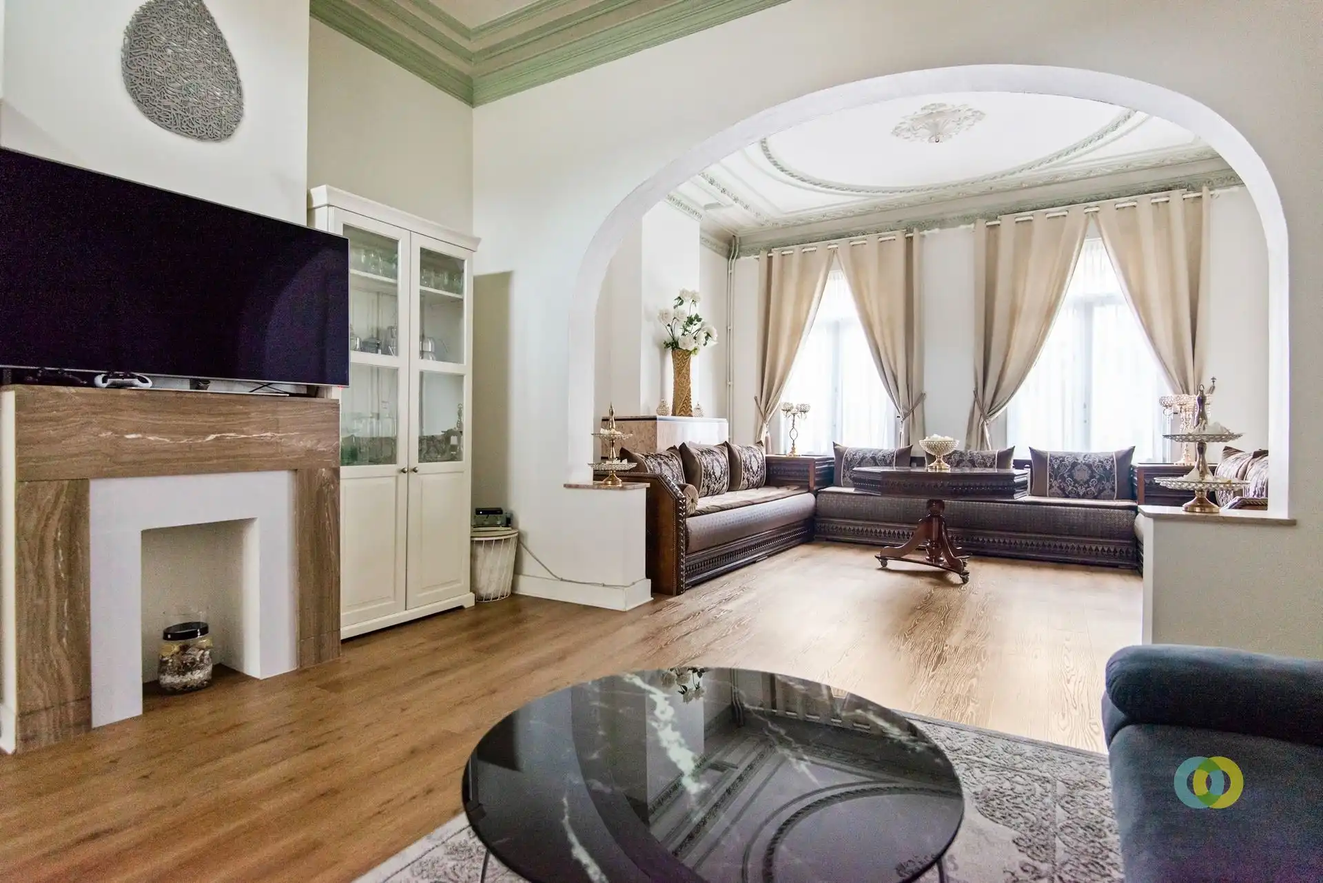 Instapklare en ruime stadswoning met karakter foto 3