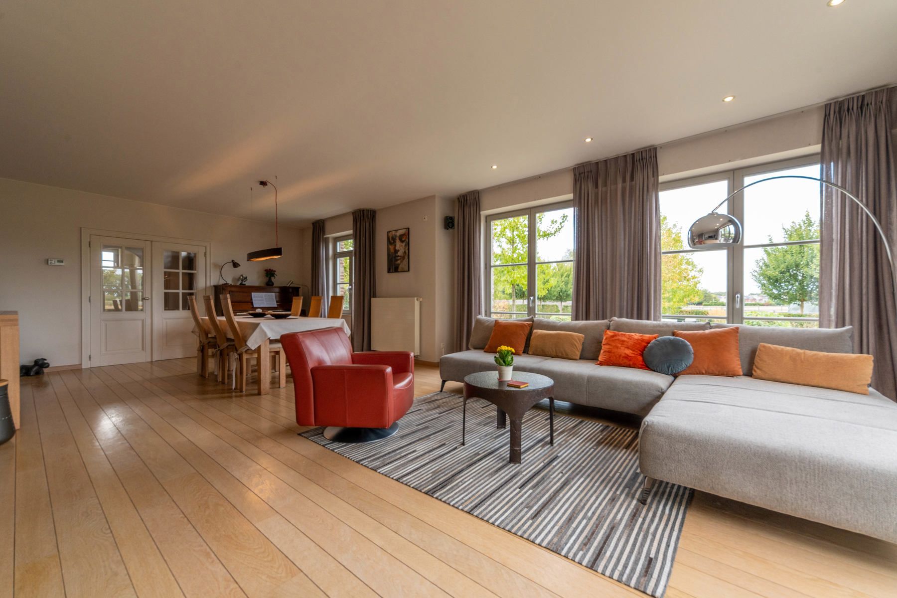 Instapklare stijlvolle villa met zicht op natuur te Schelle.  foto 5