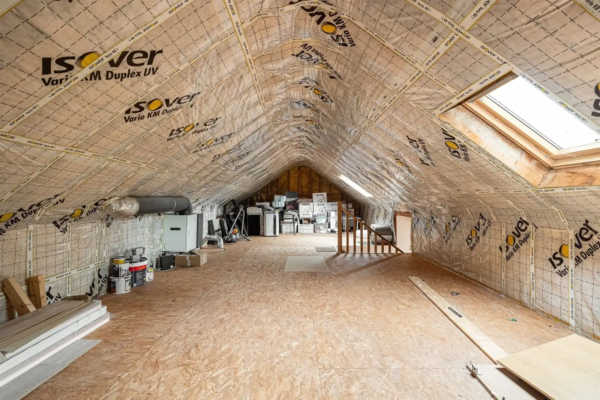 Ruime moderne woning met royale tuin  foto 19