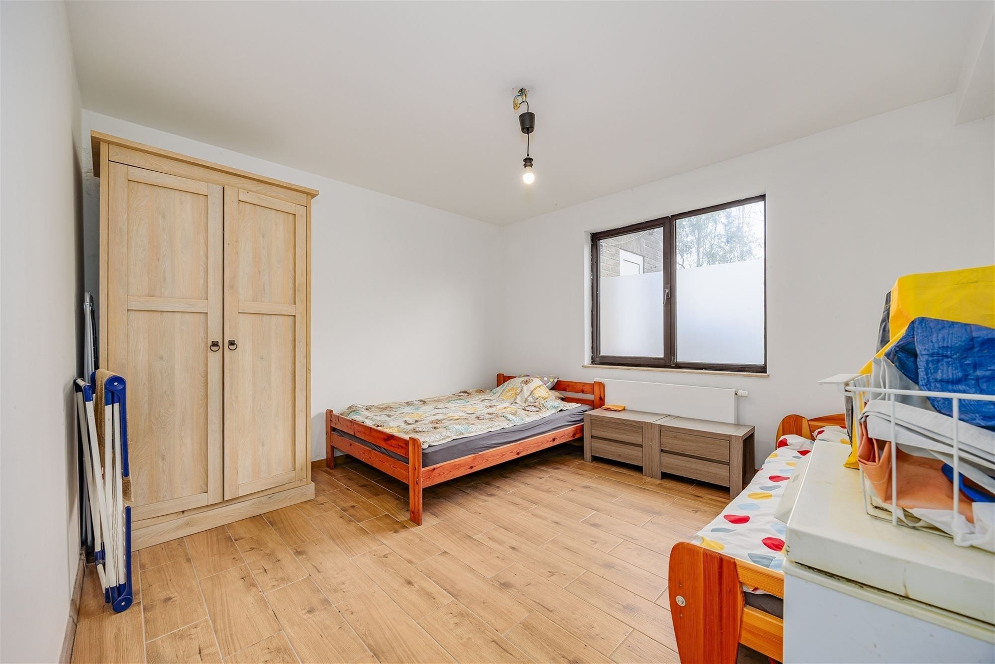 Instapklaar 2 slaapkamer appartement met gezellige tuin foto 9