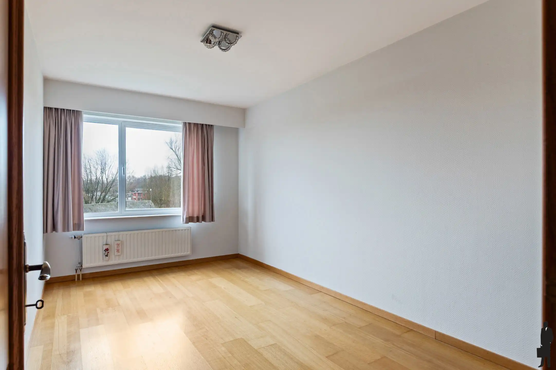 Ruim appartement met 2 slpks, 2 terrassen en staanplaats foto 16