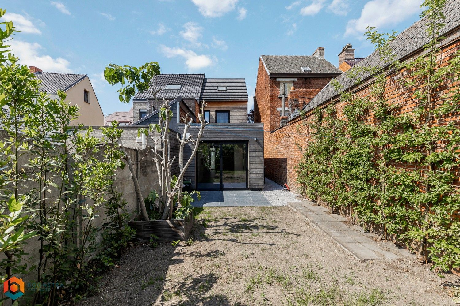 Gerenoveerde woning met 2 slpkrs en tuin te Bonheiden foto 2