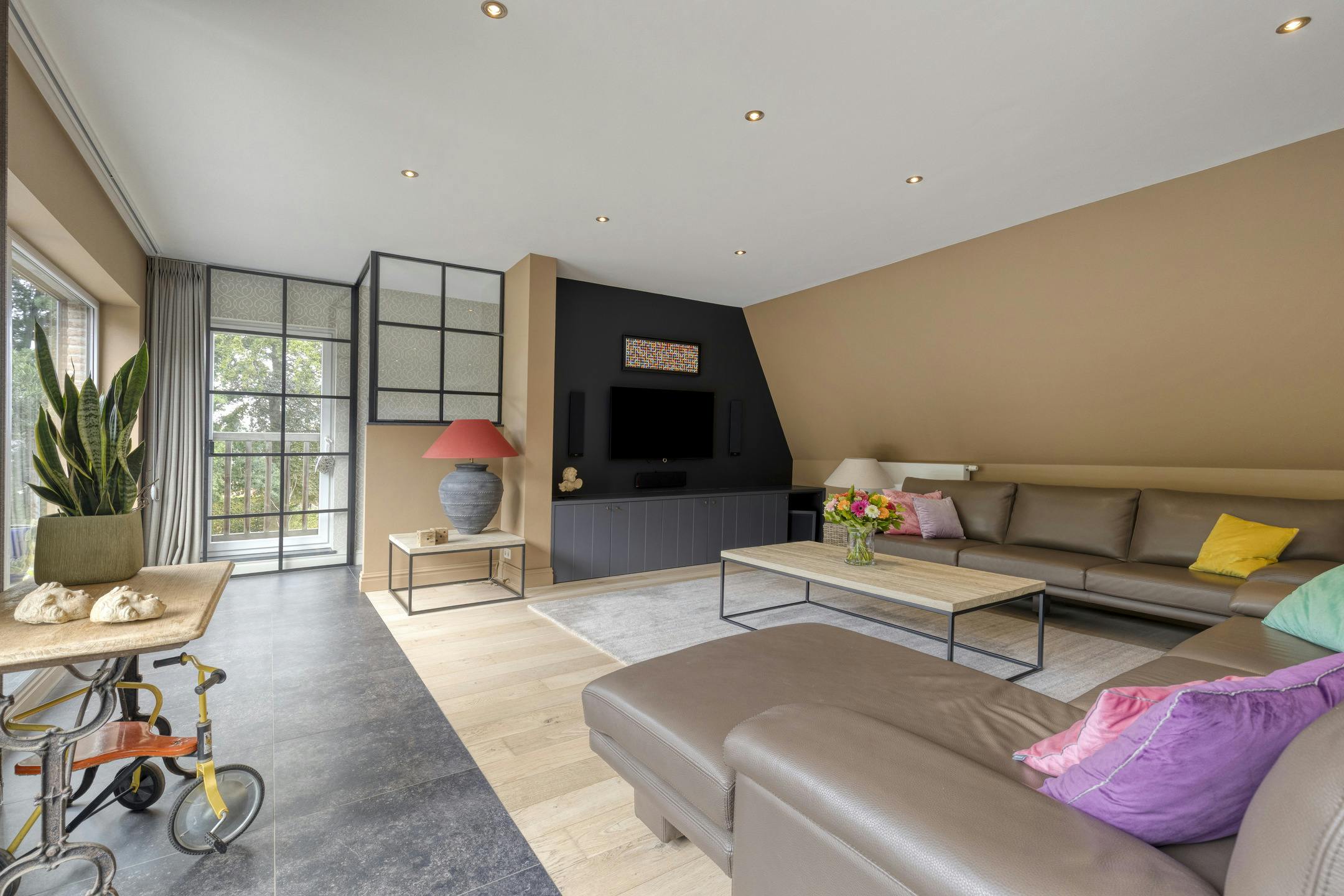 Uitzonderlijke loft (192 m²) te koop in hartje Varsenare foto 6